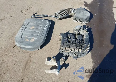 2011 Chrysler Town & Country Touring-L from USA, damaged, VIN 2A4RR8DG4BR704837